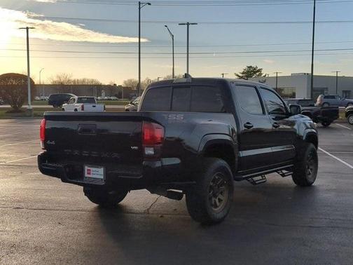 2023 Toyota Tacoma SR