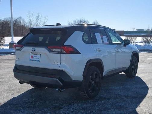 2021 Toyota RAV4 Hybrid SE