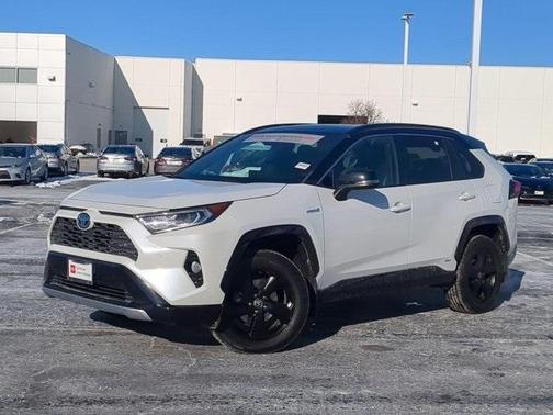 2021 Toyota RAV4 Hybrid SE