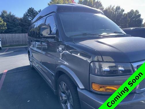 2022 GMC Savana 2500 Work Van