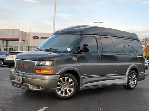 2022 GMC Savana 2500 Work Van