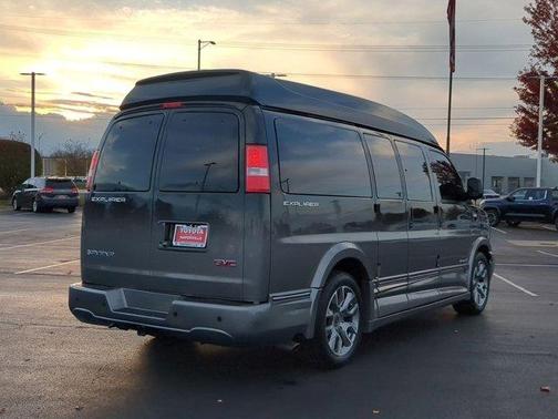 2022 GMC Savana 2500 Work Van