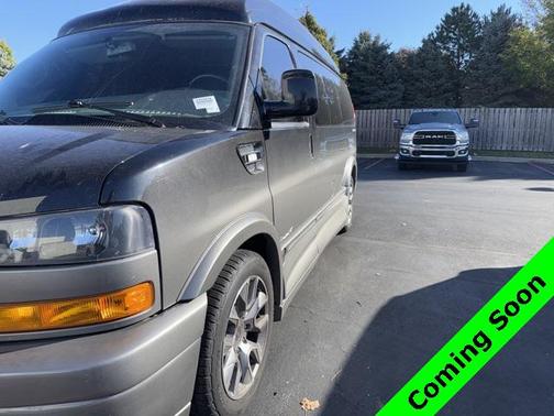 2022 GMC Savana 2500 Work Van
