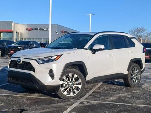 2025 Toyota RAV4 XLE Premium