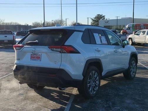 2025 Toyota RAV4 XLE Premium