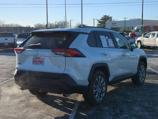 2025 Toyota RAV4 XLE Premium