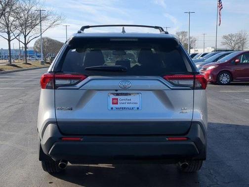 2021 Toyota RAV4 LE