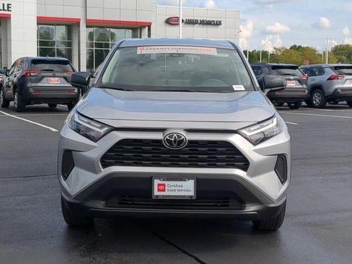 2023 Toyota RAV4 LE