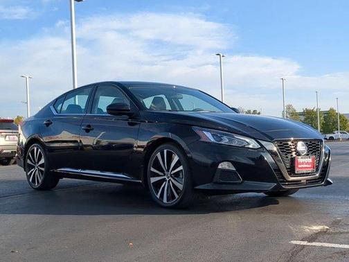 2020 Nissan Altima SR FWD