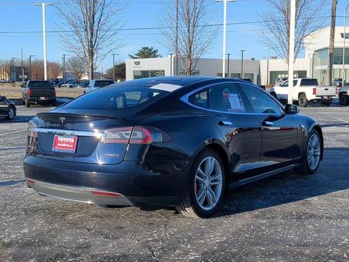 2015 Tesla Model S 85D