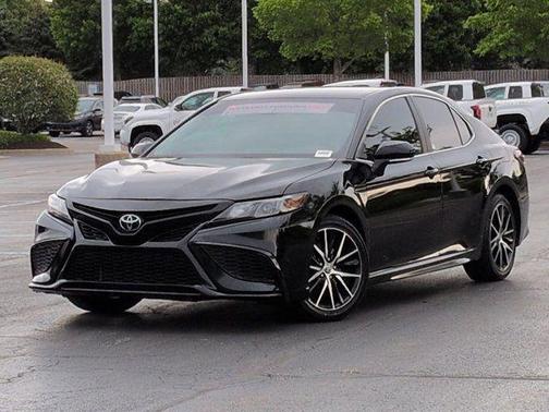 Midnight Black Metallic 2024 Toyota Camry SE