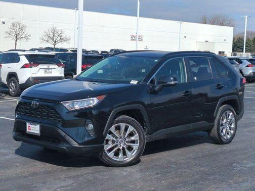 2019 Toyota RAV4 XLE Premium