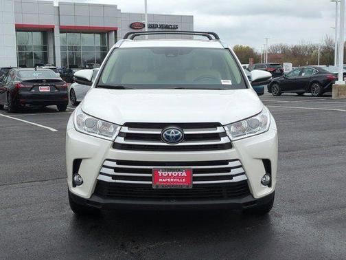 Blizzard Pearl 2017 Toyota Highlander Hybrid XLE