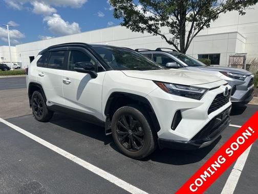 2022 Toyota RAV4 Hybrid SE