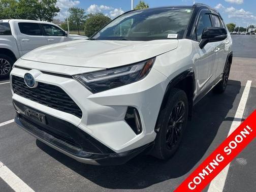 2022 Toyota RAV4 Hybrid SE