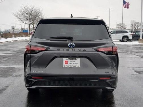 2025 Toyota Sienna XSE 7 Passenger