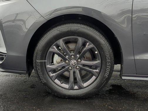 2025 Toyota Sienna XSE 7 Passenger