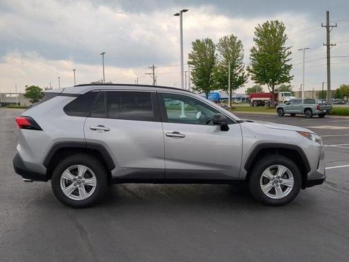 2019 Toyota RAV4 Hybrid LE
