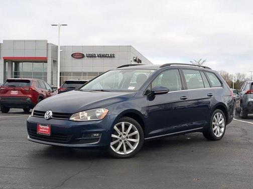 2016 Volkswagen Golf SportWagen TSI SE 4-Door