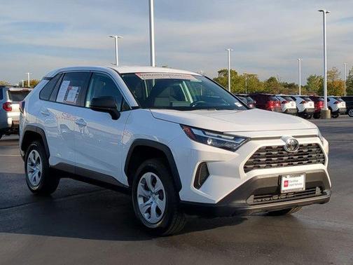 2024 Toyota RAV4 LE