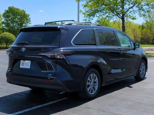 Blueprint 2025 Toyota Sienna LE