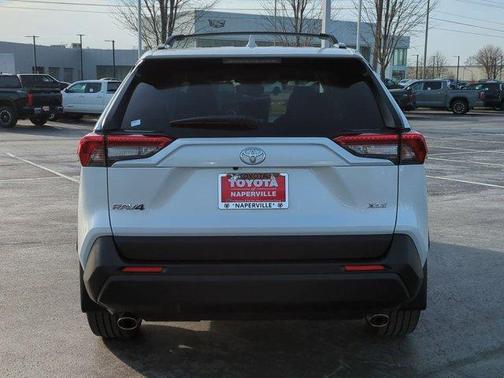 Wind Chill Pearl 2025 Toyota RAV4 XLE Premium