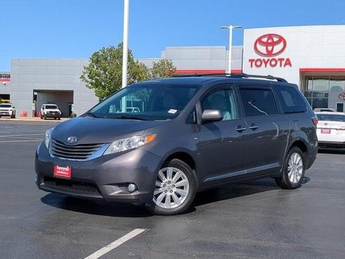 2017 Toyota Sienna XLE Premium