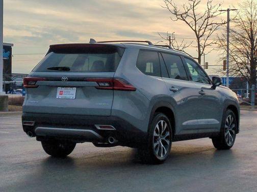 2025 Toyota Grand Highlander Hybrid Limited MAX