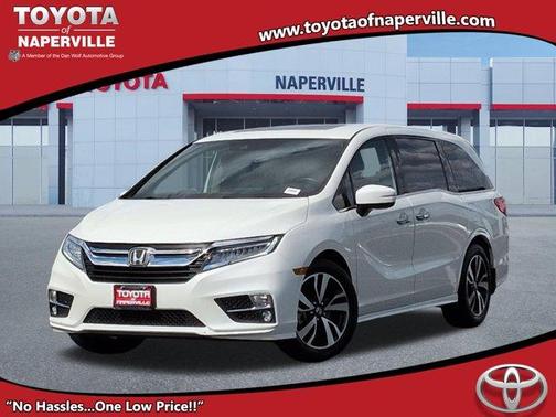 White Diamond Pearl 2019 Honda Odyssey Elite