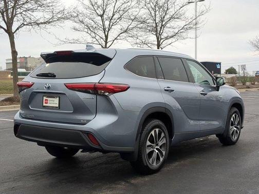 2020 Toyota Highlander Hybrid XLE