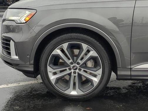 2020 Audi Q7 55 Prestige
