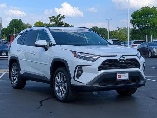 2024 Toyota RAV4 XLE Premium