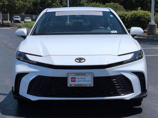 Ice Cap 2025 Toyota Camry SE
