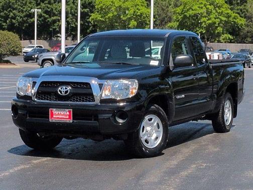 Black 2011 Toyota Tacoma Access Cab