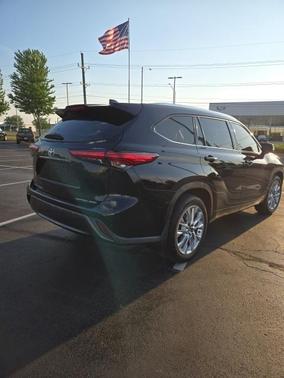 2023 Toyota Highlander Limited