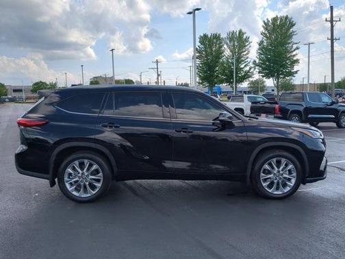 2023 Toyota Highlander Limited