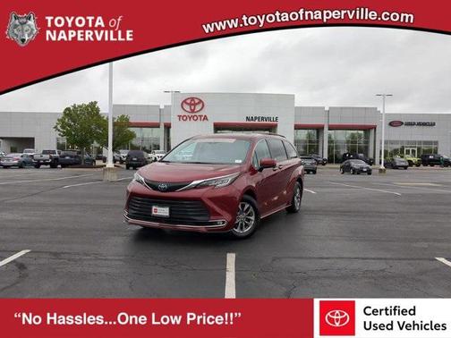2023 Toyota Sienna XLE 8 Passenger