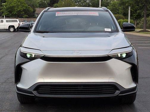 Elemental Silver Metallic 2024 Toyota bZ4X XLE