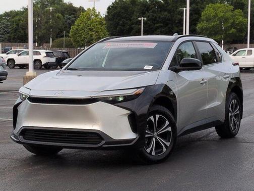 Elemental Silver Metallic 2024 Toyota bZ4X XLE