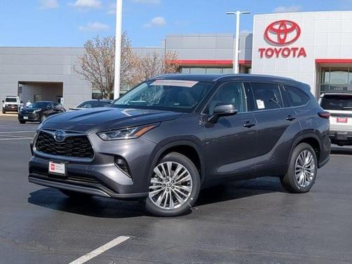 2024 Toyota Highlander Hybrid Platinum
