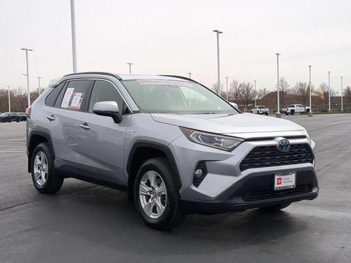 2019 Toyota RAV4 Hybrid XLE