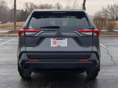 2024 Toyota RAV4 LE