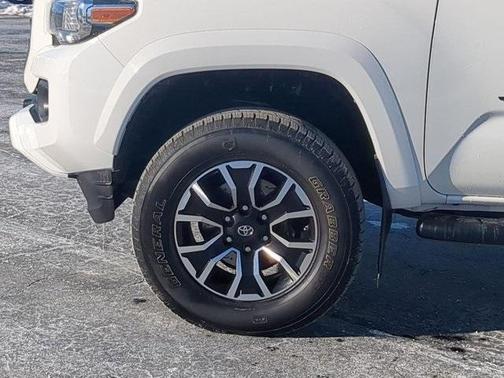 2021 Toyota Tacoma TRD Sport