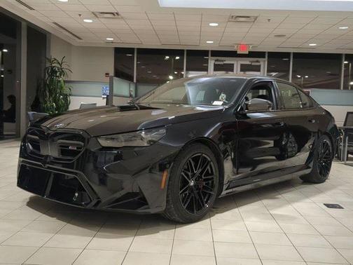 2025 BMW M5 Base