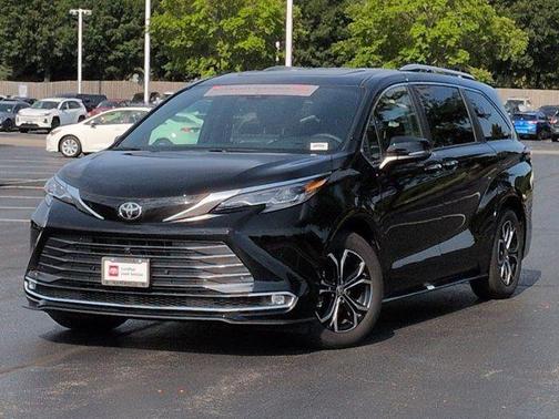 Midnight Black Metallic 2026 Toyota Sienna Platinum