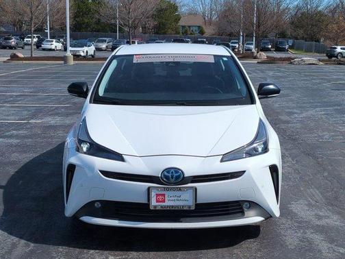 White 2022 Toyota Prius L