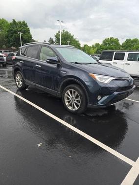 2018 Toyota RAV4 Hybrid SE