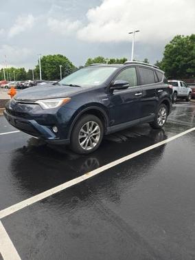 2018 Toyota RAV4 Hybrid SE