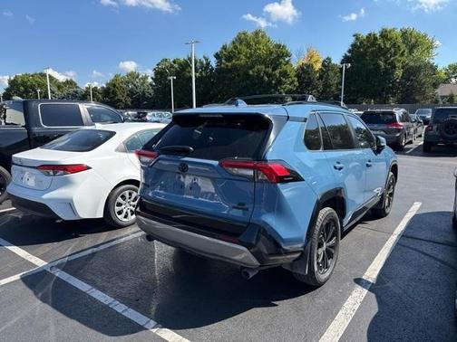2024 Toyota RAV4 Hybrid SE