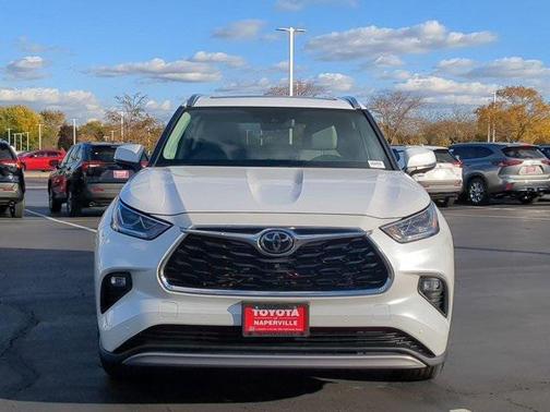 2023 Toyota Highlander Platinum